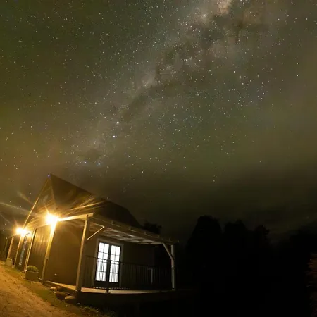 Blue Bell Cottage. Serene Luxury Farmstead Lower Moutere Exterior photo