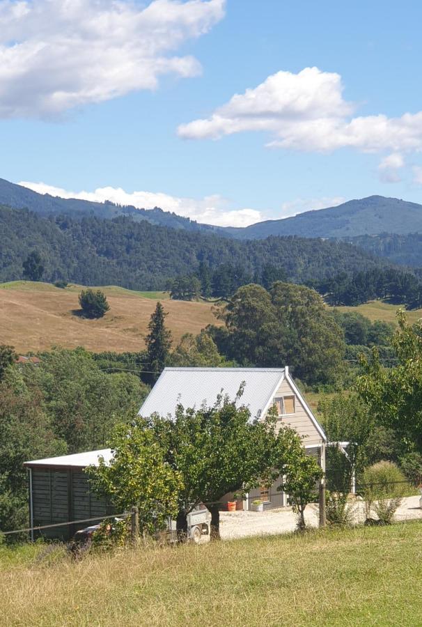 Holiday home Blue Bell Cottage. Serene Luxury Farmstead Lower Moutere