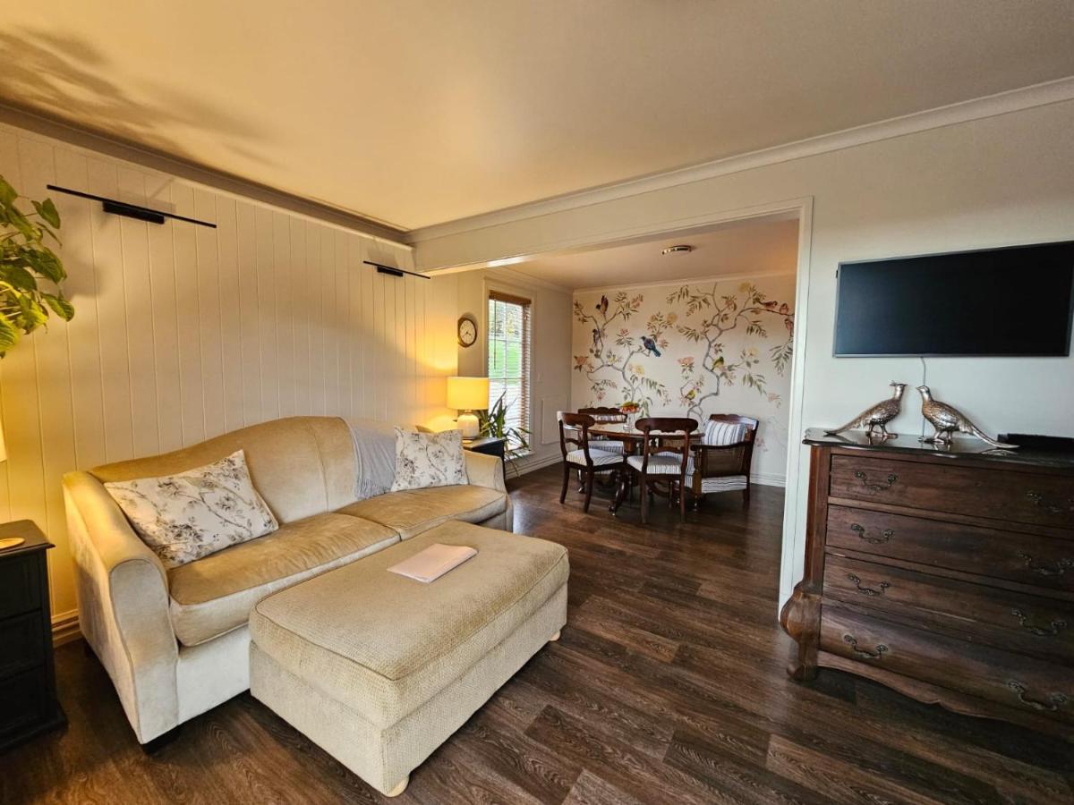 Blue Bell Cottage. Serene Luxury Farmstead Holiday home