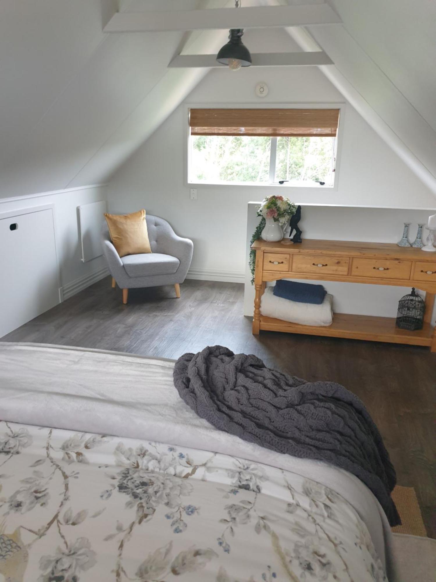 Blue Bell Cottage. Serene Luxury Farmstead